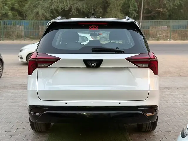 Used Mahindra XUV700 AX 5 Diesel AT 7 STR [2021] in Gurgaon