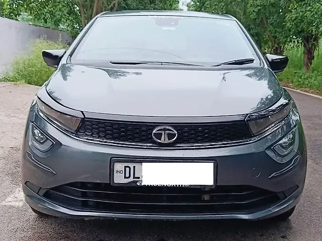 Used 2023 Tata Altroz in Delhi