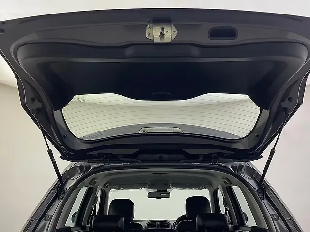 Used Maruti Suzuki Vitara Brezza [2020-2022] ZXi Plus AT SHVS in Ahmedabad