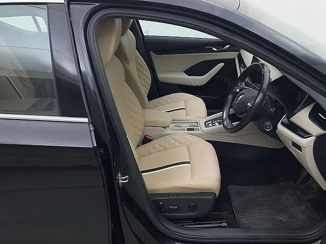 Used Skoda Octavia Style 2.0 in Mumbai