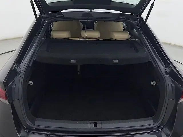 Used Skoda Octavia Style 2.0 in Mumbai