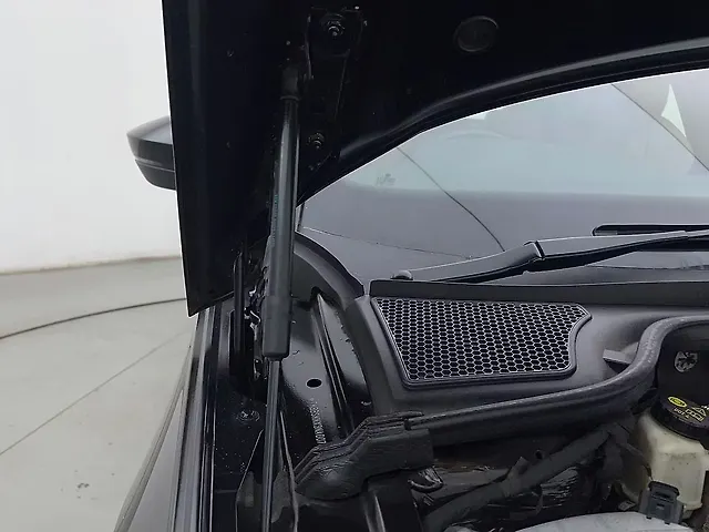 Used Skoda Octavia Style 2.0 in Mumbai