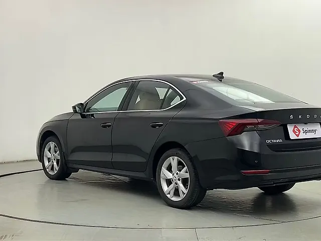 Used Skoda Octavia Style 2.0 in Mumbai