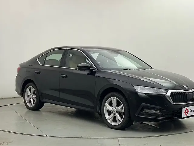 Used Skoda Octavia Style 2.0 in Mumbai