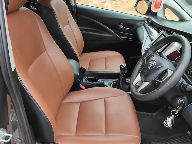 Used Toyota Innova Crysta [2016-2020] 2.4 G 8 STR [2016-2017] in Bhubaneswar