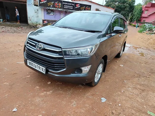 Used Toyota Innova Crysta [2016-2020] 2.4 G 8 STR [2016-2017] in Bhubaneswar