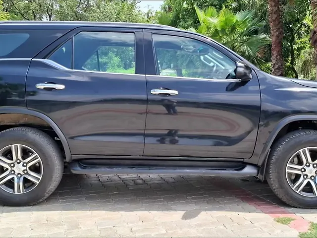 Used Toyota Fortuner 4X2 MT 2.8 Diesel in Lucknow