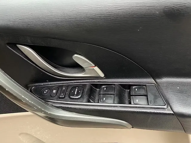 Used Mahindra XUV500 [2015-2018] W6 in Faridabad
