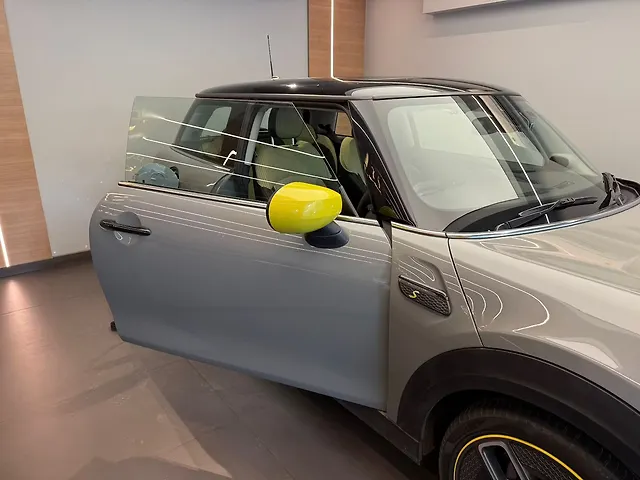 Used MINI Cooper SE 3-Door in Mumbai