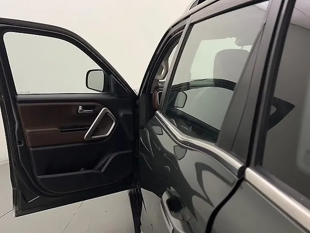 Used Mahindra Scorpio N Z8 L Diesel MT 4WD 7 STR [2022] in Ghaziabad