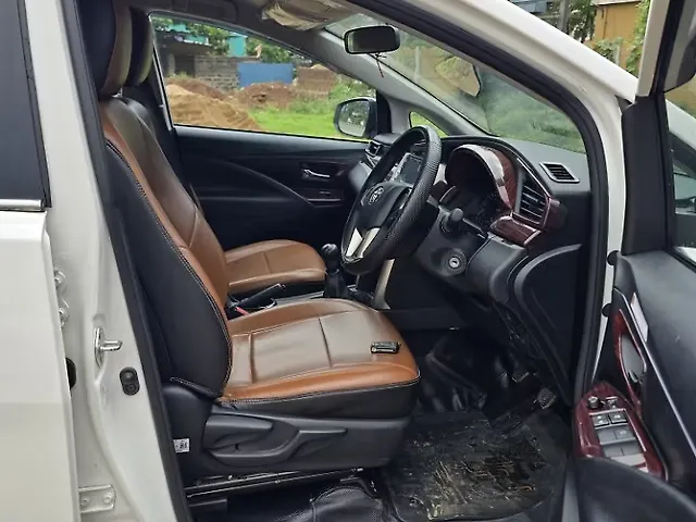 Used Toyota Innova Crysta VX 8 STR in Bhubaneswar