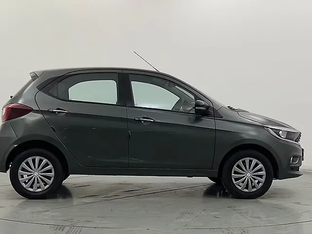 Used Tata Tiago XZ Plus CNG [2022-2023] in Delhi