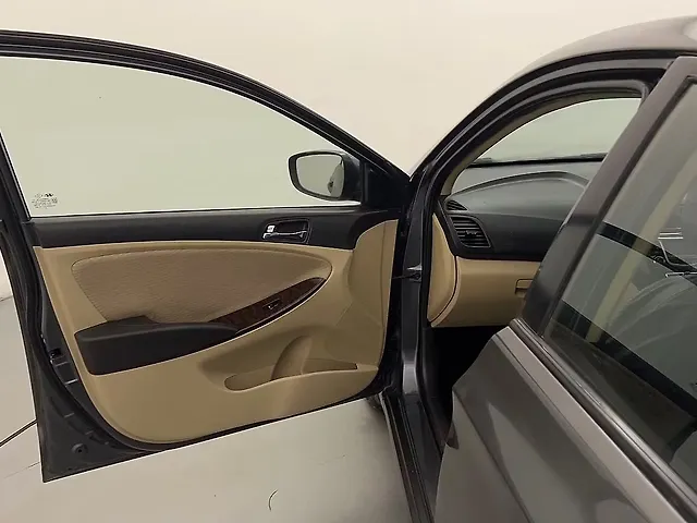 Used Hyundai Verna [2011-2015] Fluidic 1.6 VTVT SX in Ghaziabad