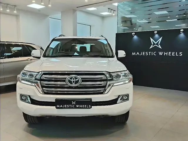 Used 2019 Toyota Land Cruiser in Pune