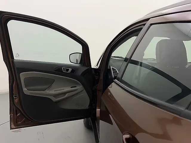 Used Ford EcoSport [2015-2017] Titanium 1.5L Ti-VCT Black Edition AT in Delhi