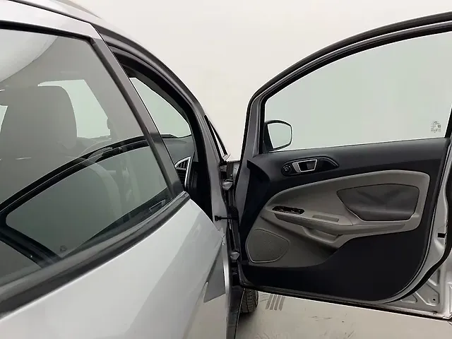Used Ford EcoSport Titanium 1.5L TDCi [2019-2020] in Hyderabad