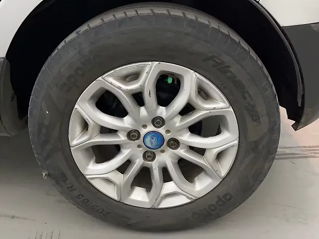 Used Ford EcoSport Titanium 1.5L TDCi [2019-2020] in Hyderabad