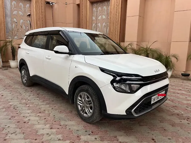 Used Kia Carens [2022-2023] Prestige 1.5 Petrol MT 7 STR in Gurgaon