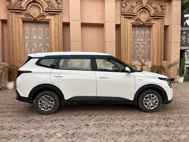 Used Kia Carens [2022-2023] Prestige 1.5 Petrol MT 7 STR in Gurgaon