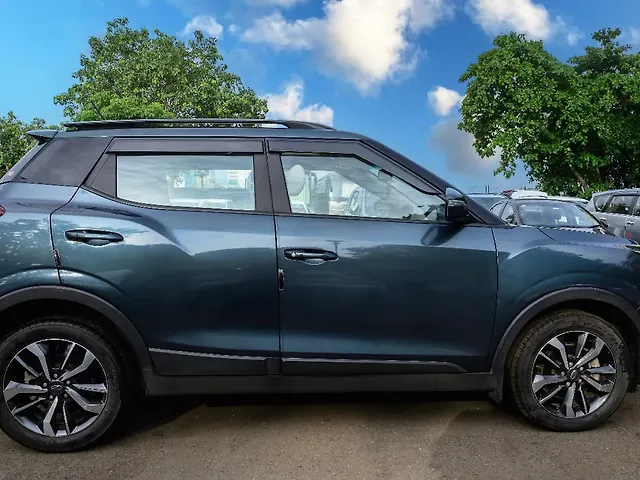 Used Mahindra XUV300 [2019-2024] W8 (O) 1.5 Diesel AMT in Mumbai