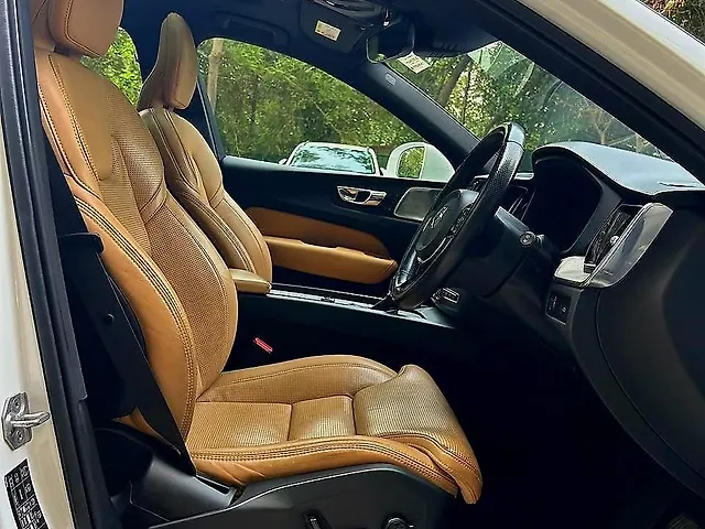 Used Volvo XC60 [2017-2021] Inscription [2017-2020] in Delhi