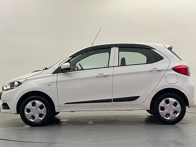 Used Tata Tiago [2016-2020] Revotron XT [2016-2019] in Delhi