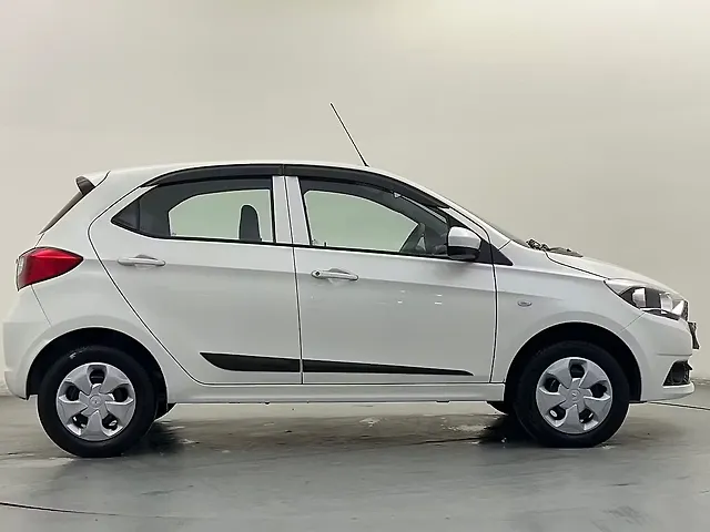 Used Tata Tiago [2016-2020] Revotron XT [2016-2019] in Delhi