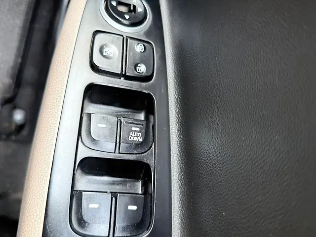 Used Hyundai Grand i10 Sportz (O) 1.2 Kappa VTVT [2017-2018] in Mumbai