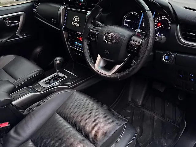 Used Toyota Fortuner 4X2 AT 2.8 Diesel in Jalandhar