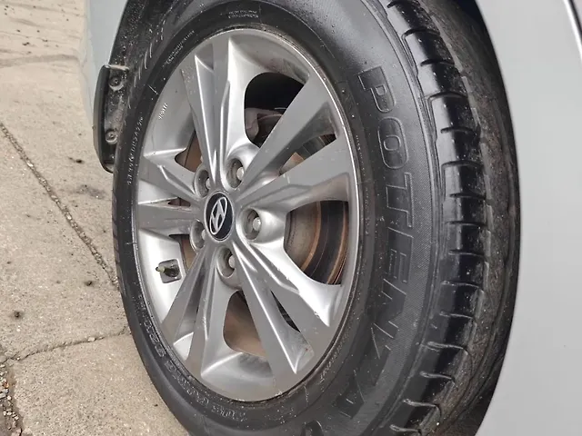 Used Hyundai Elantra [2016-2019] 2.0 SX AT in Mumbai