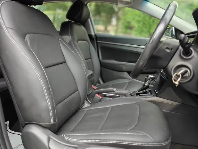 Used Hyundai Elantra [2016-2019] 2.0 SX AT in Mumbai