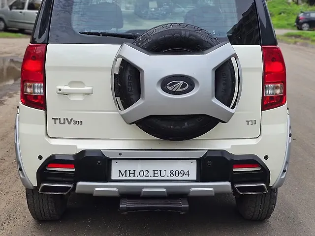 Used Mahindra TUV300 [2015-2019] T10 in Nashik
