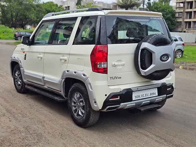 Used Mahindra TUV300 [2015-2019] T10 in Nashik