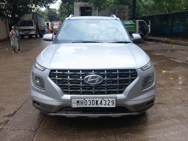 Used 2020 Hyundai Venue in Mumbai
