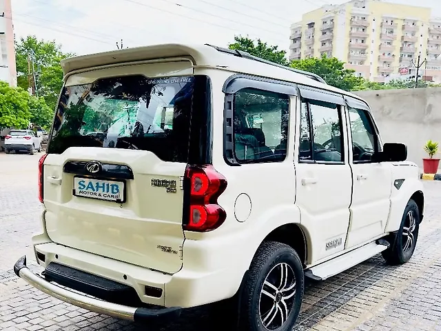 Used Mahindra Scorpio 2021 S5 in Agra