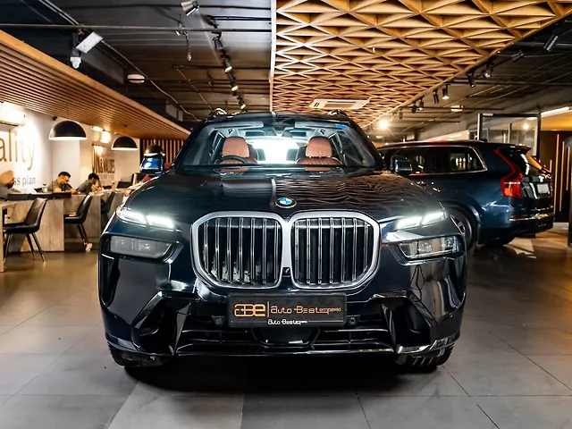 Used 2023 BMW X7 in Delhi