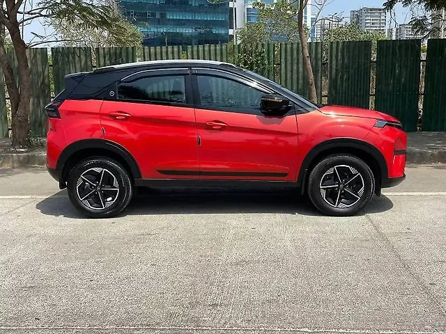 Used Tata Nexon Fearless Plus (S) 1.2 Petrol 7DCA Dual Tone [2023-2025] in Mumbai