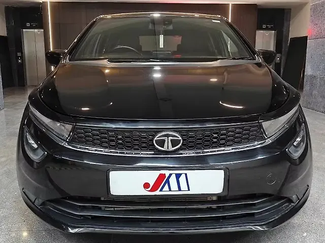 Used 2023 Tata Altroz in Ahmedabad