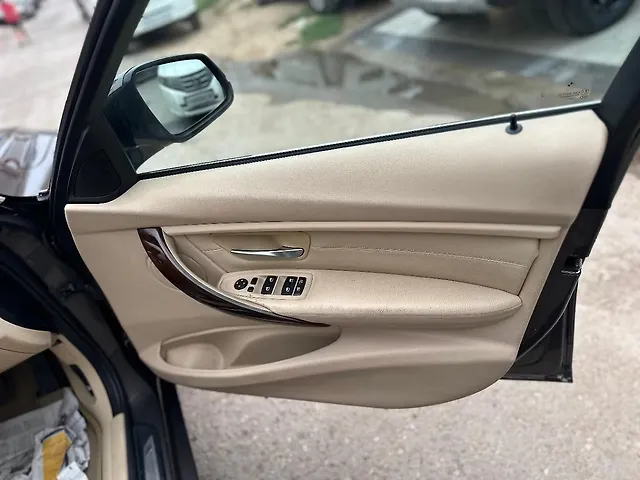 Used BMW 3 Series [2010-2012] 320d Highline Sedan in Chandigarh