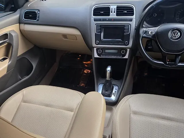 Used Volkswagen Vento [2015-2019] Highline Plus 1.5 AT (D) 16 Alloy in Delhi