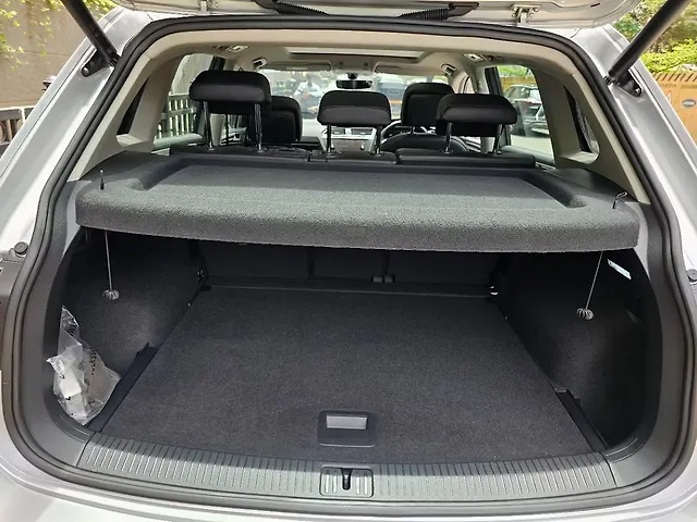 Used Volkswagen Tiguan Elegance 2.0 TSI DSG [2021] in Mumbai