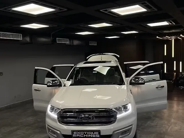 Used Ford Endeavour [2016-2019] Titanium 3.2 4x4 AT in Lucknow