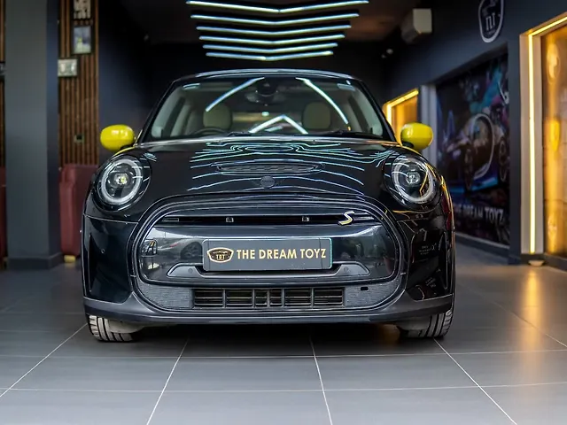 Used 2023 MINI Cooper SE in Delhi