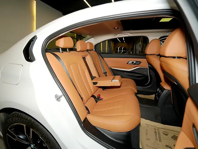 Used BMW 3 Series Gran Limousine 330Li M Sport [2023] in Delhi