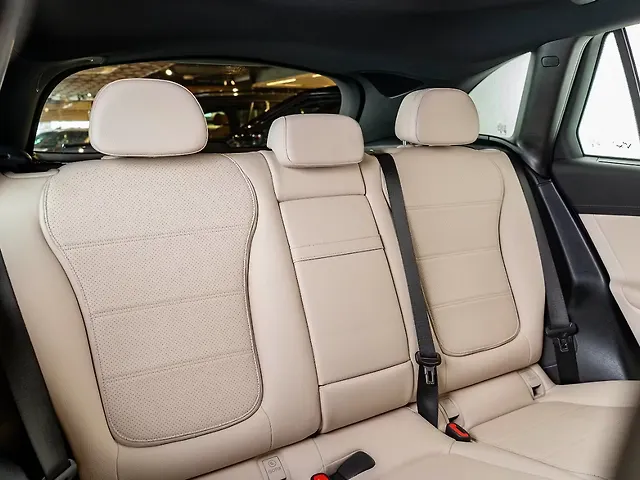 Used Mercedes-Benz GLC 300 4MATIC in Delhi