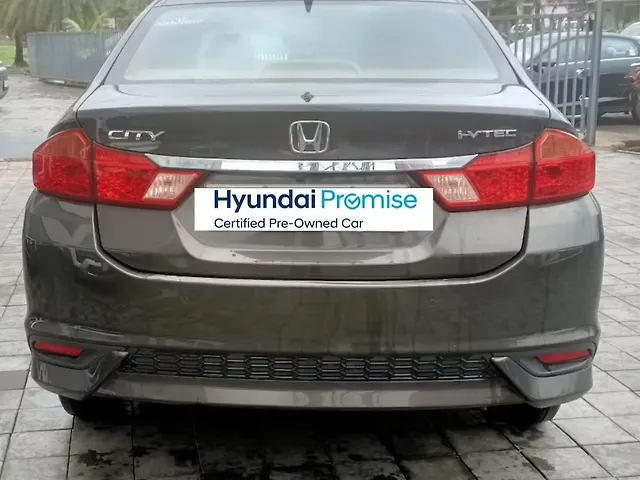 Used Honda City 4th Generation V Petrol in Thane