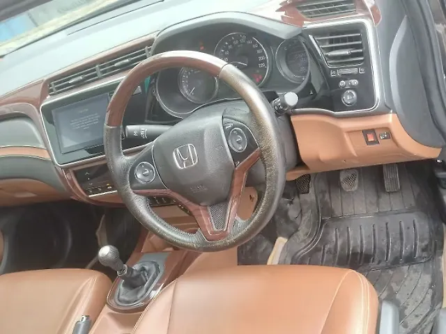 Used Honda City 4th Generation V Petrol in Thane