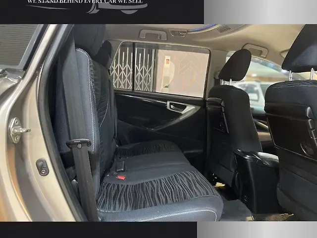 Used Toyota Innova Crysta [2016-2020] 2.4 V Diesel in Jaipur