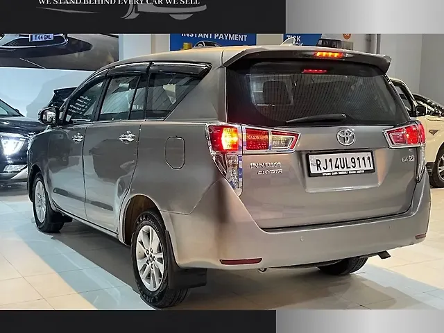 Used Toyota Innova Crysta [2016-2020] 2.4 V Diesel in Jaipur