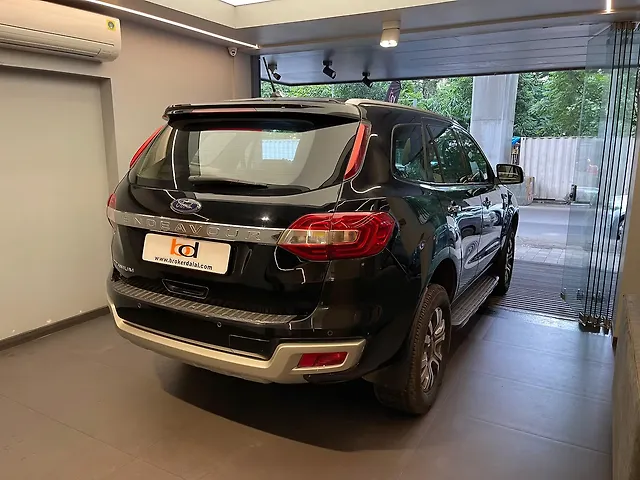 Used Ford Endeavour Titanium Plus 2.0 4x2 AT in Mumbai